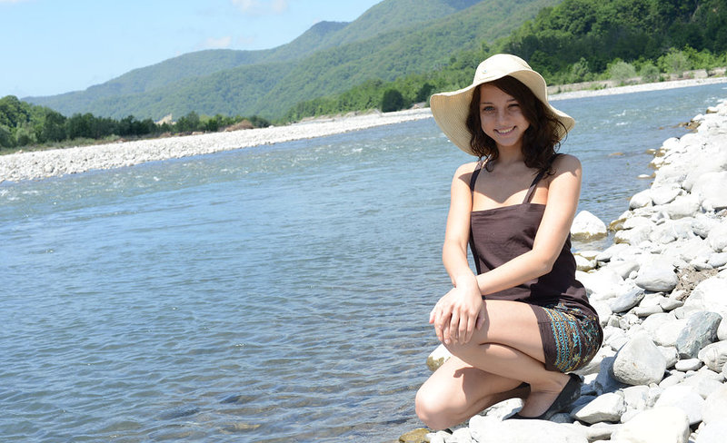 Александра, 20 лет, 3 размер груди